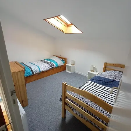 Maison A 600 M De La *